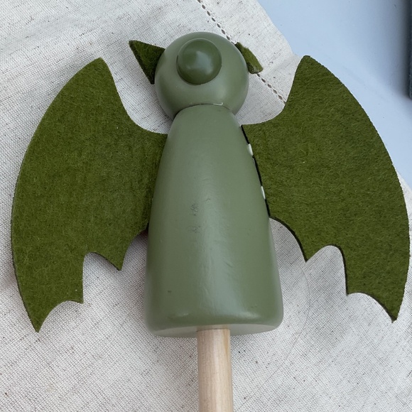 Collection of Scandinavian Wooden Show Puppets Figures King Knight Dragon Wizard - Picture 13 of 16